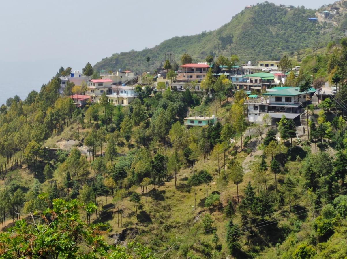 Studioz Paradise Hills Mussoorie Εξωτερικό φωτογραφία