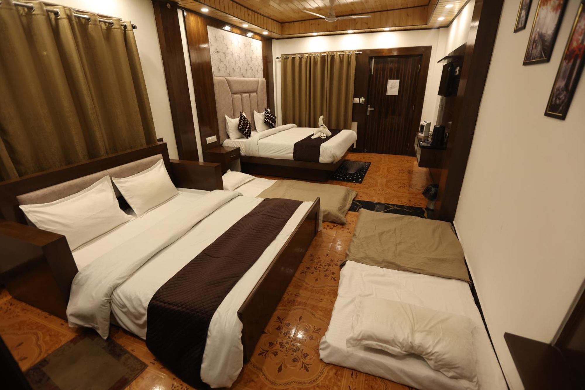 Studioz Paradise Hills Mussoorie Εξωτερικό φωτογραφία