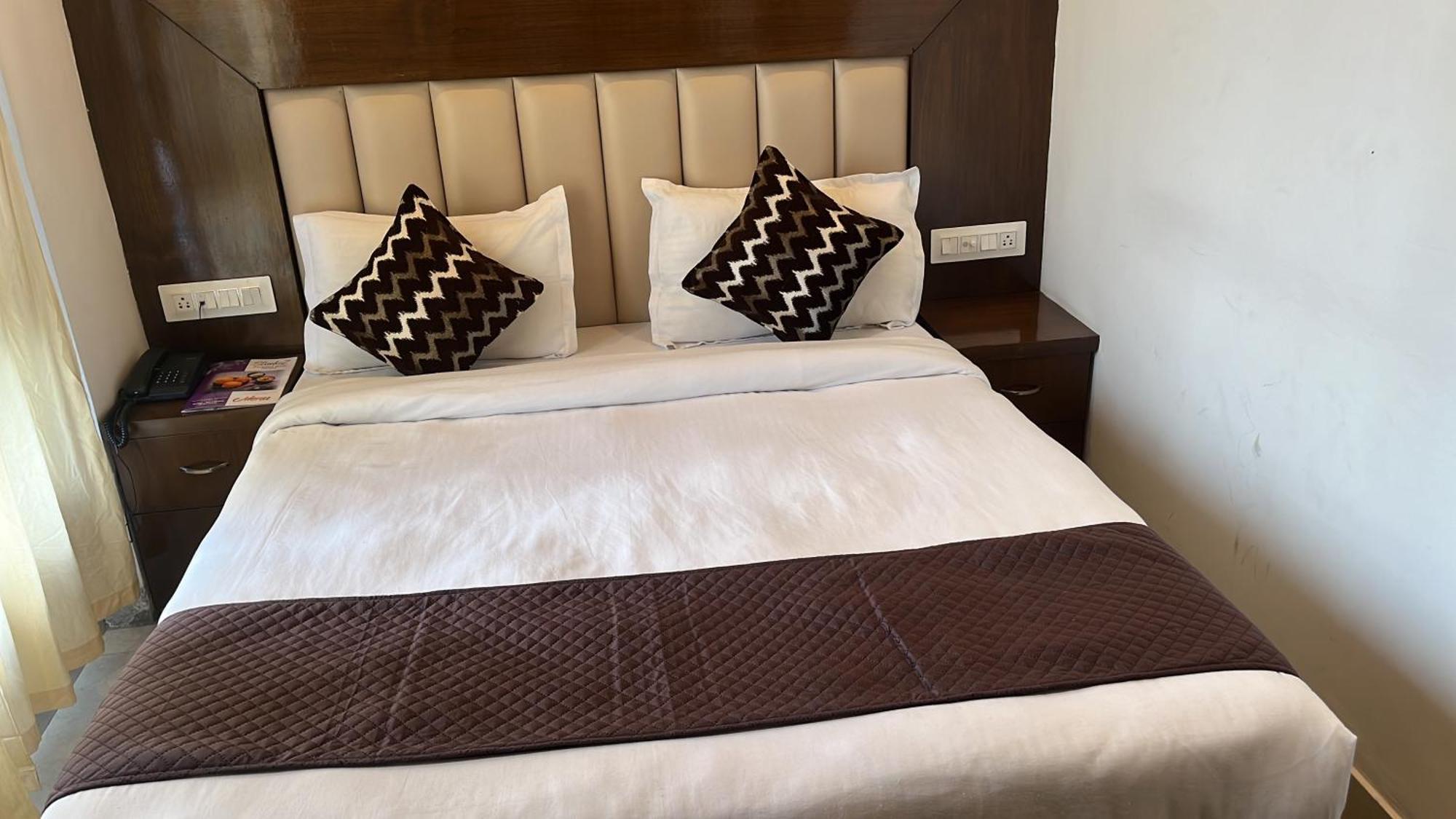 Studioz Paradise Hills Mussoorie Εξωτερικό φωτογραφία