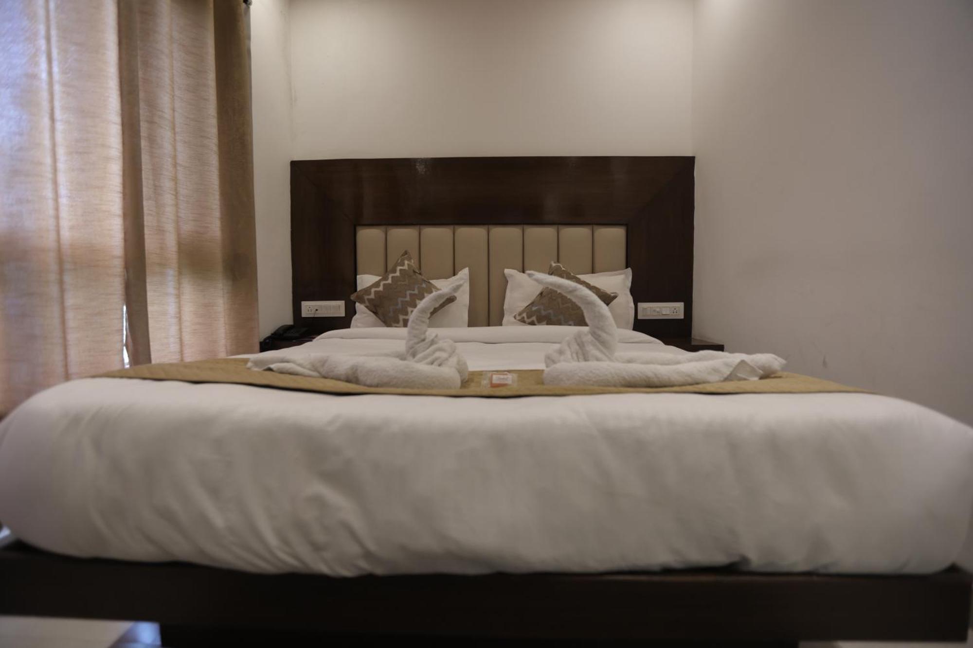 Studioz Paradise Hills Mussoorie Εξωτερικό φωτογραφία