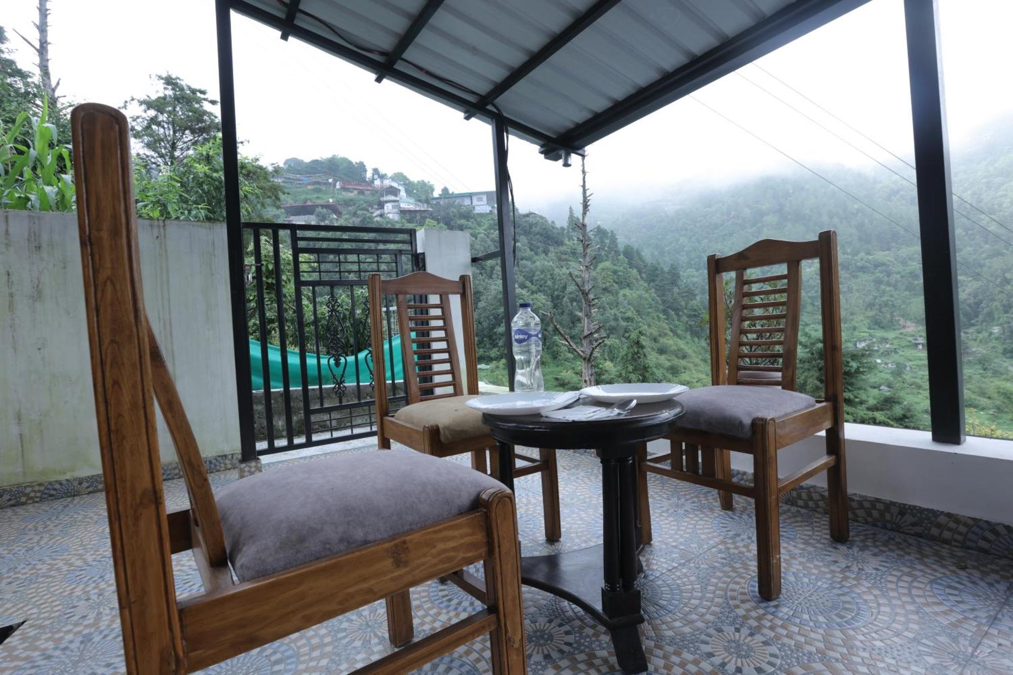 Studioz Paradise Hills Mussoorie Εξωτερικό φωτογραφία