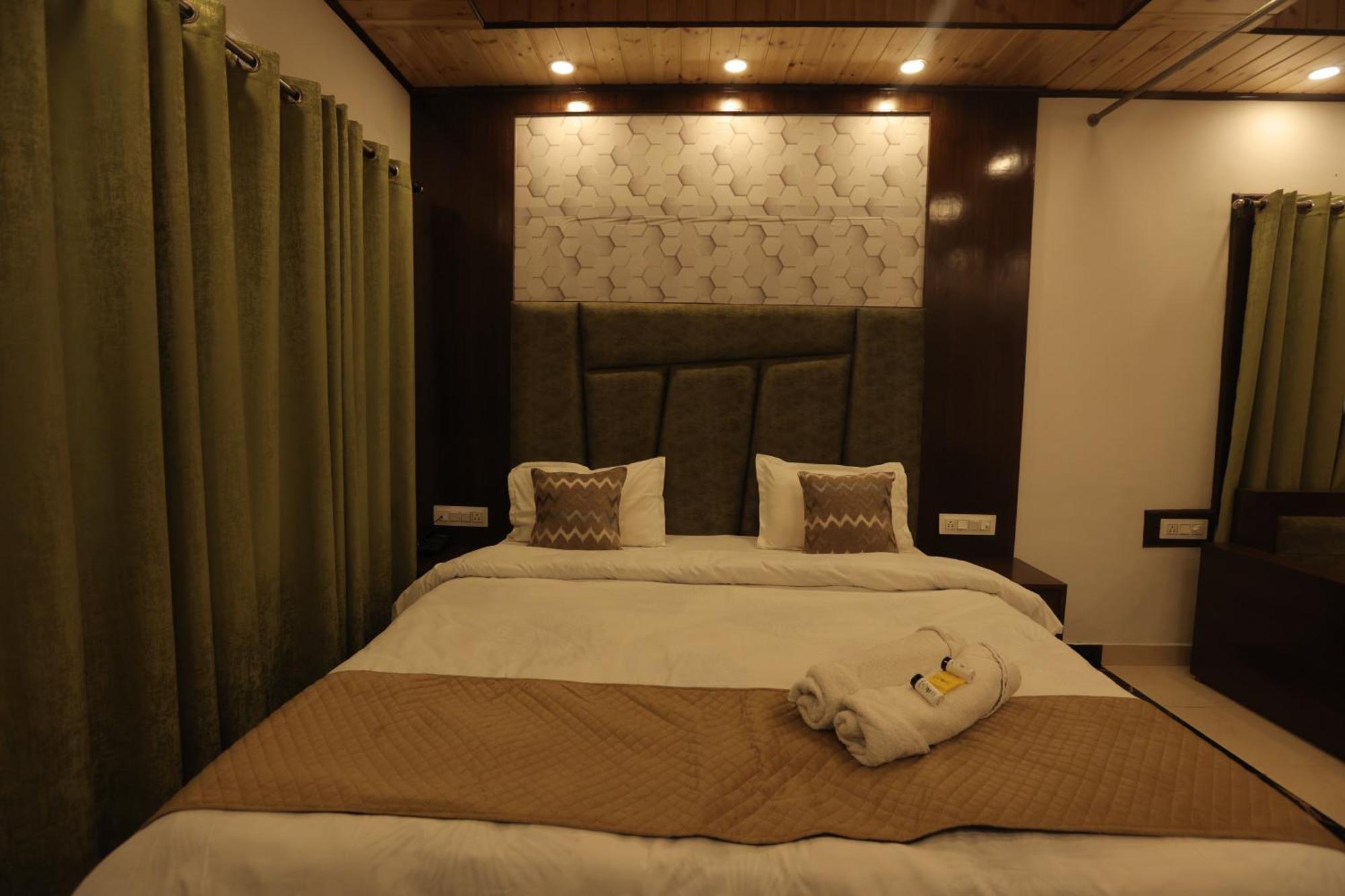 Studioz Paradise Hills Mussoorie Εξωτερικό φωτογραφία