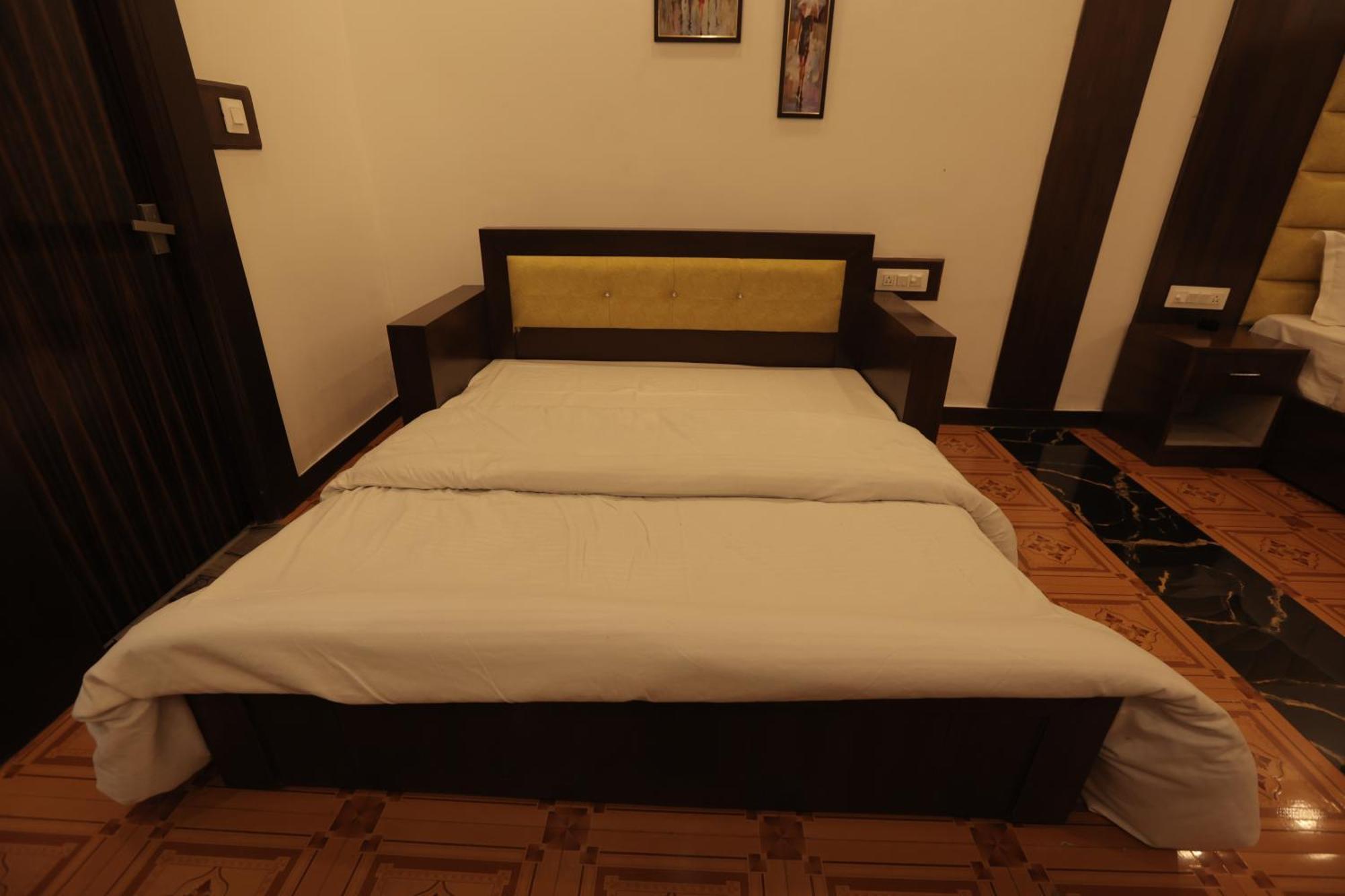 Studioz Paradise Hills Mussoorie Εξωτερικό φωτογραφία